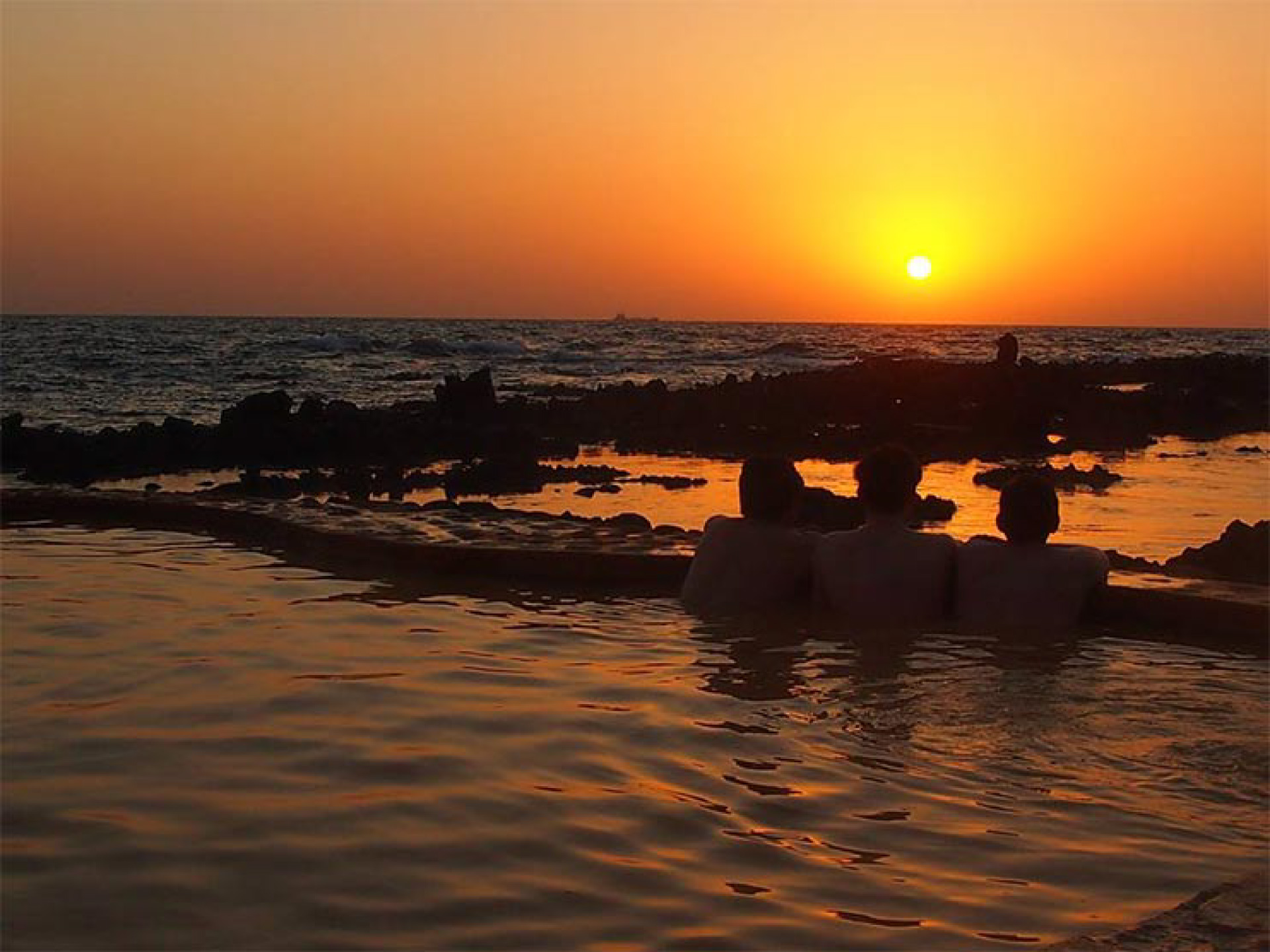 黄金崎不老ふ死温泉